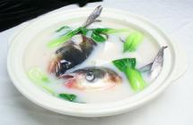 美味魚(yú)頭湯營(yíng)養(yǎng)菜肴